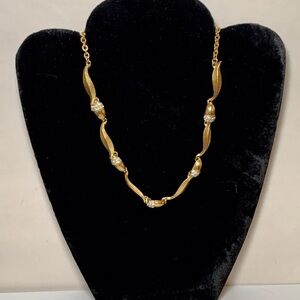 Elegant Gold Necklace with Crystal Accents